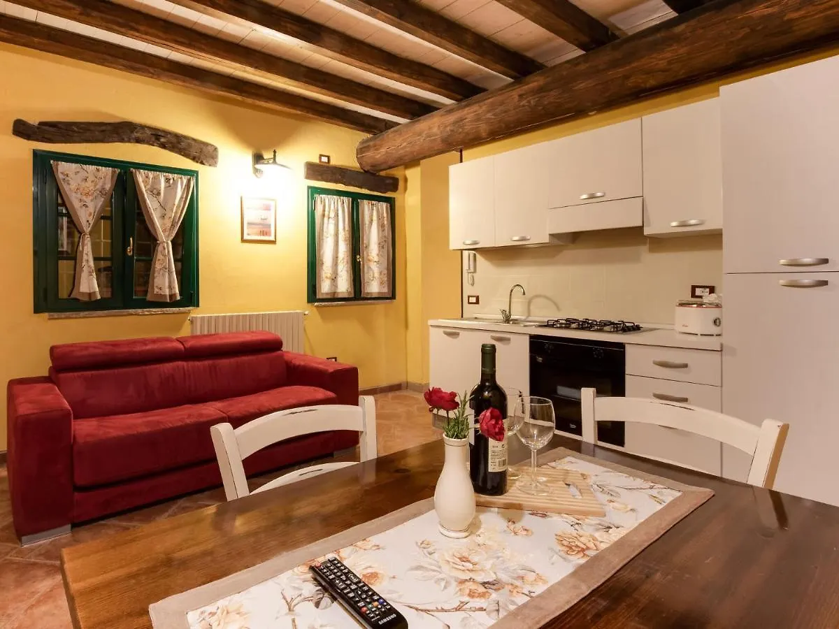 Beautiful Chalet With Swimming Pool In Lombardy Italien